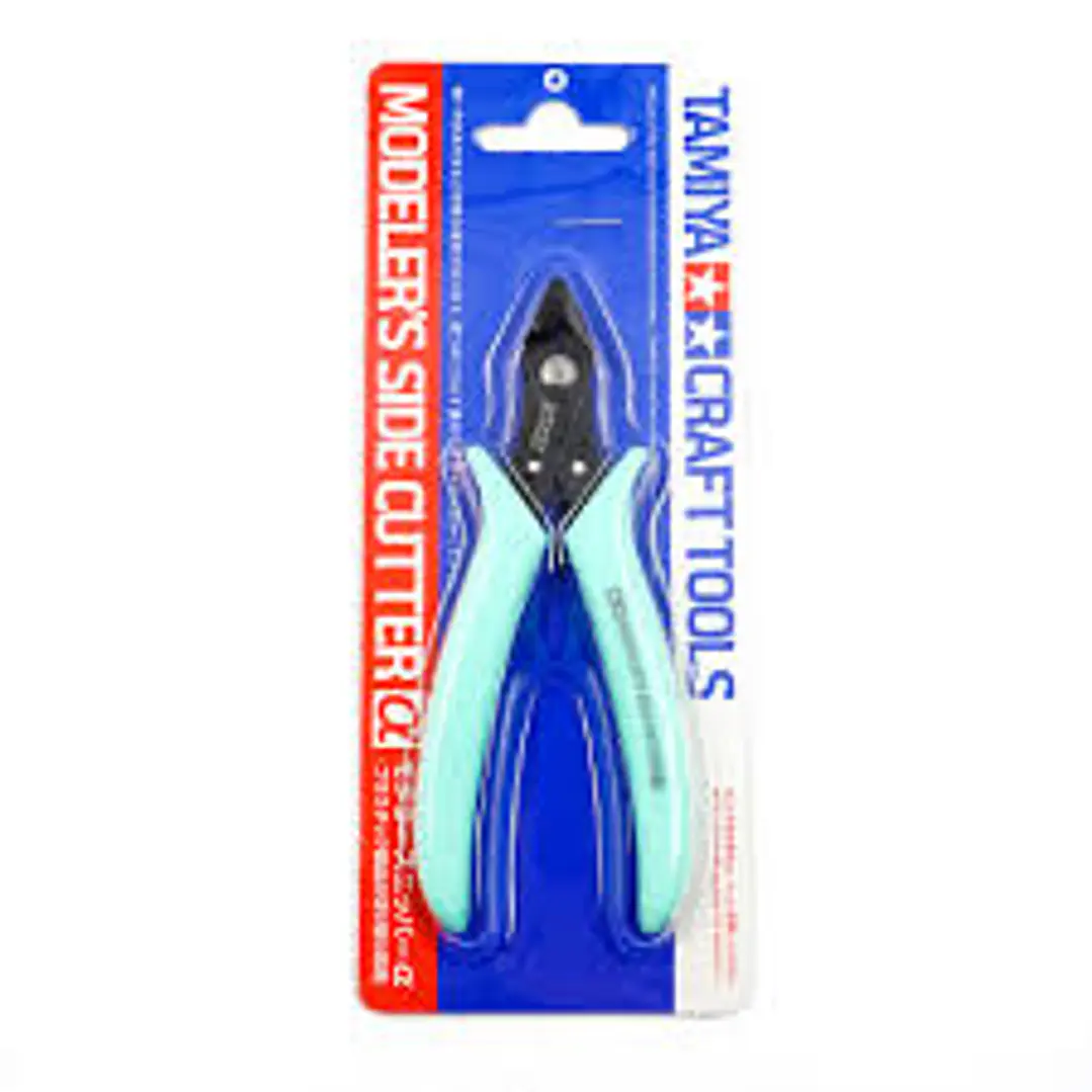 Cutter cortafrio TAMIYA para plastico - color verde menta 2