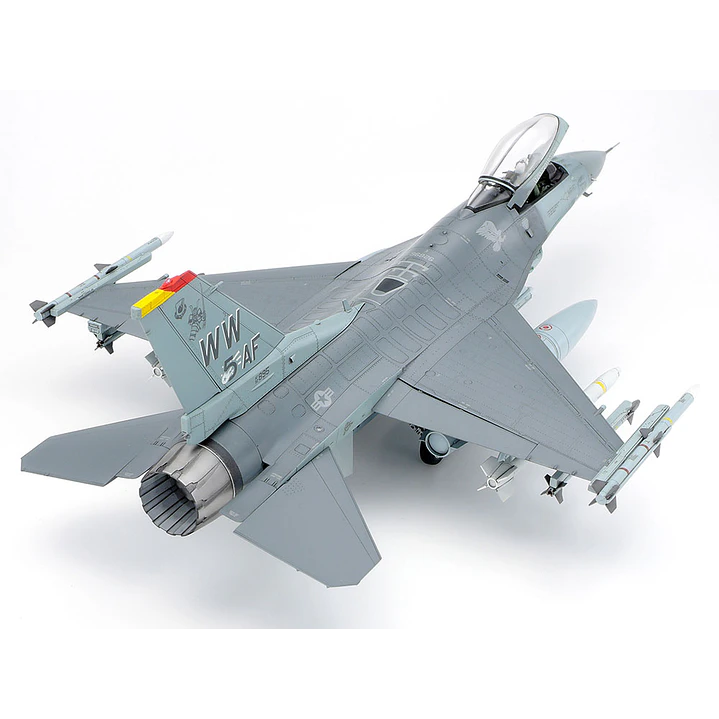 Para armar Lockheed Martin F-16Cj (Block 50) F 2