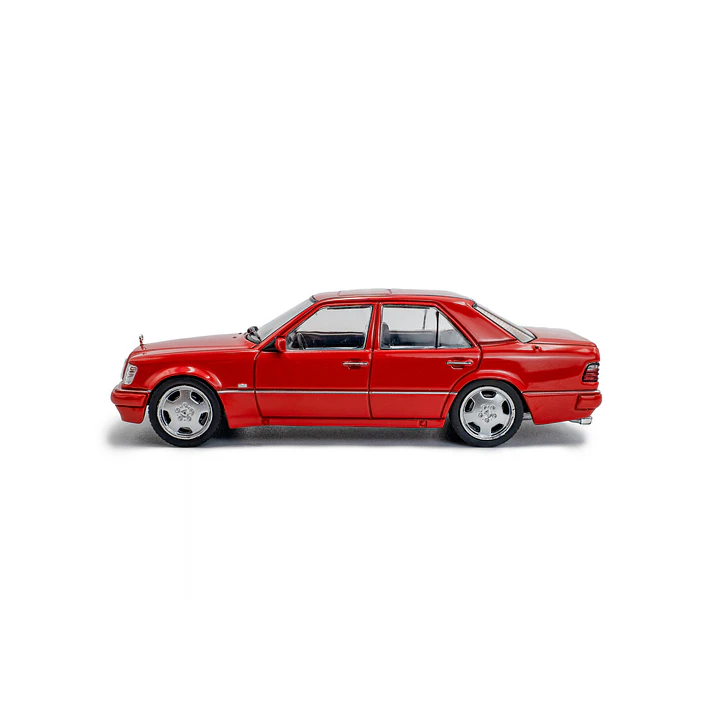 Carro Colección  Mercedes-Benz E60 Amg Red 1994 1/43 2