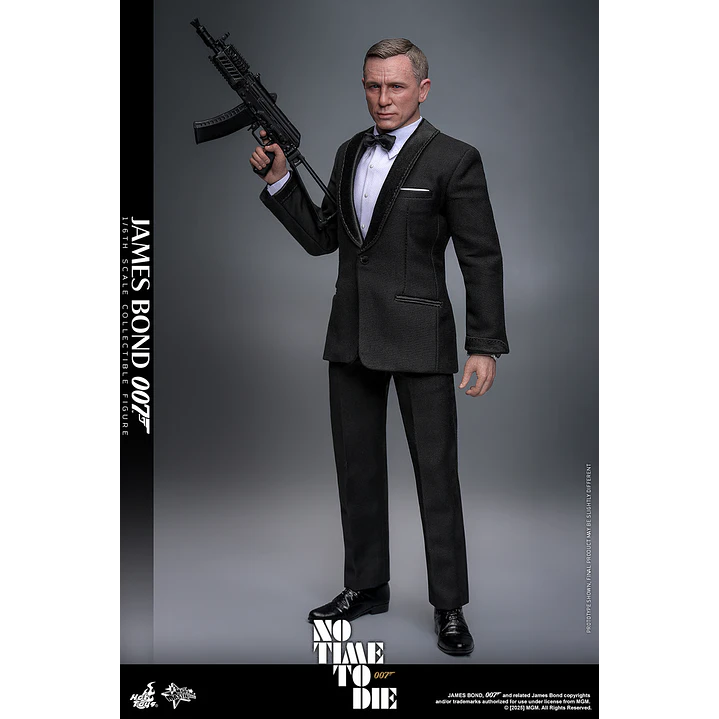 Figura Colección  James Bond 1/6 4