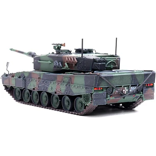 Vehículo Colección  Leopard2A4 Ukrania Camuflado 1/72