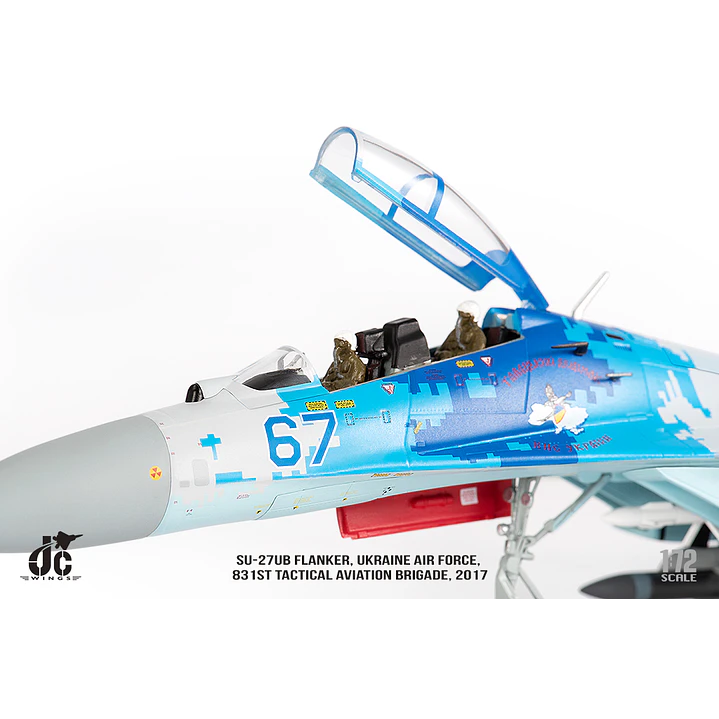 Avión Colección  JC Wings Ukrainian Air Force Sukhoi Su-27 Flanker JCW-72-SU27-012 4