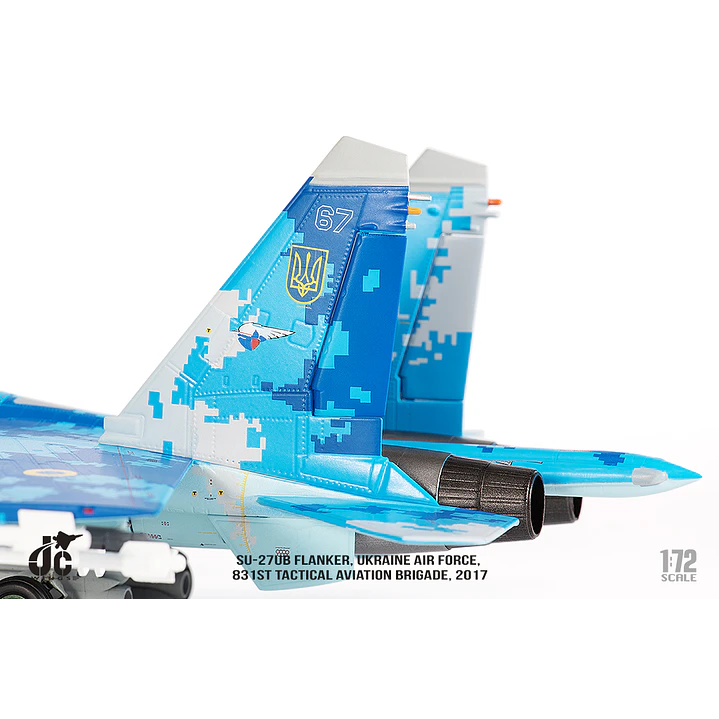Avión Colección  JC Wings Ukrainian Air Force Sukhoi Su-27 Flanker JCW-72-SU27-012 5