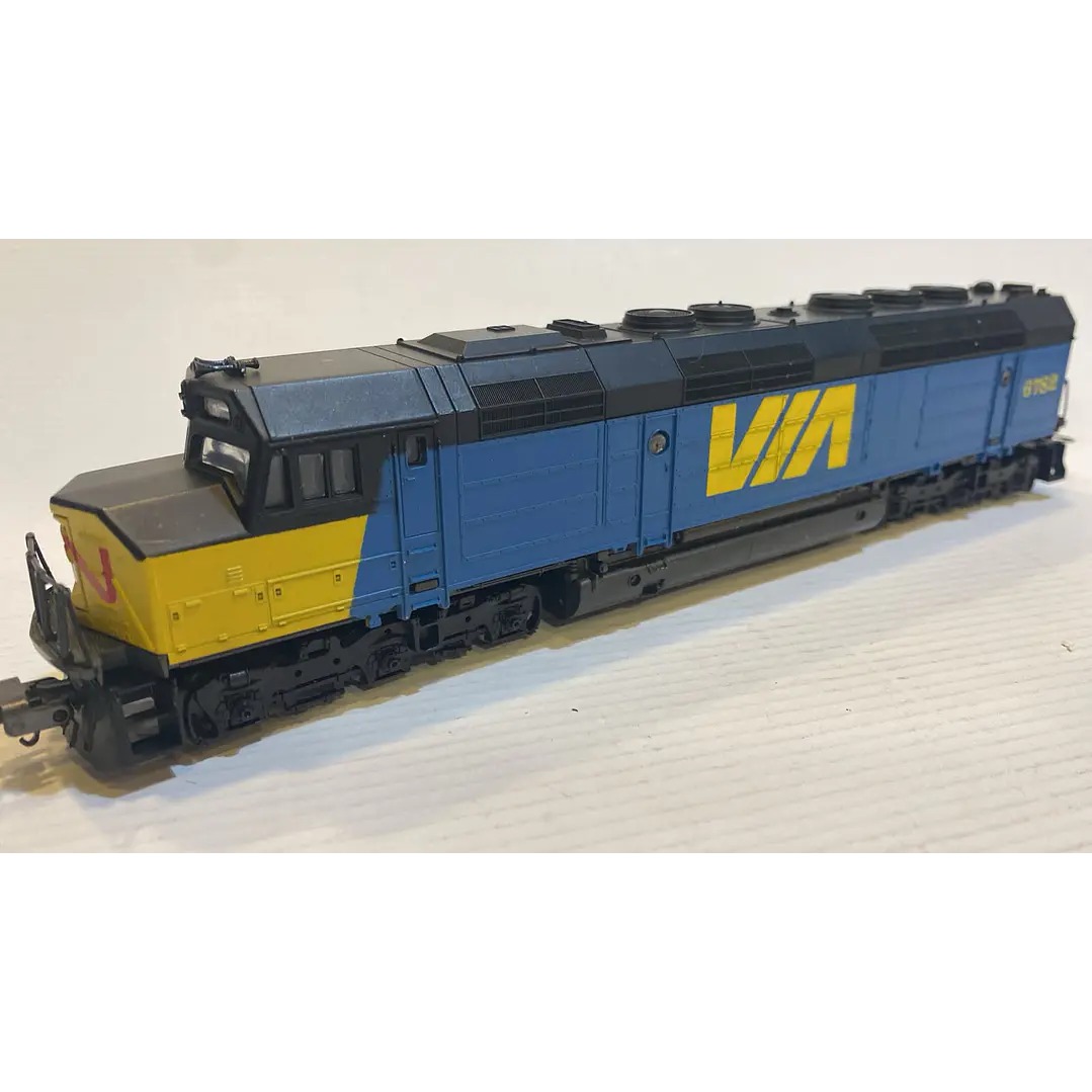 Tren Eléctrico No Nuevo Locomotora FP45 Canadian 1/87 h0 ho 1