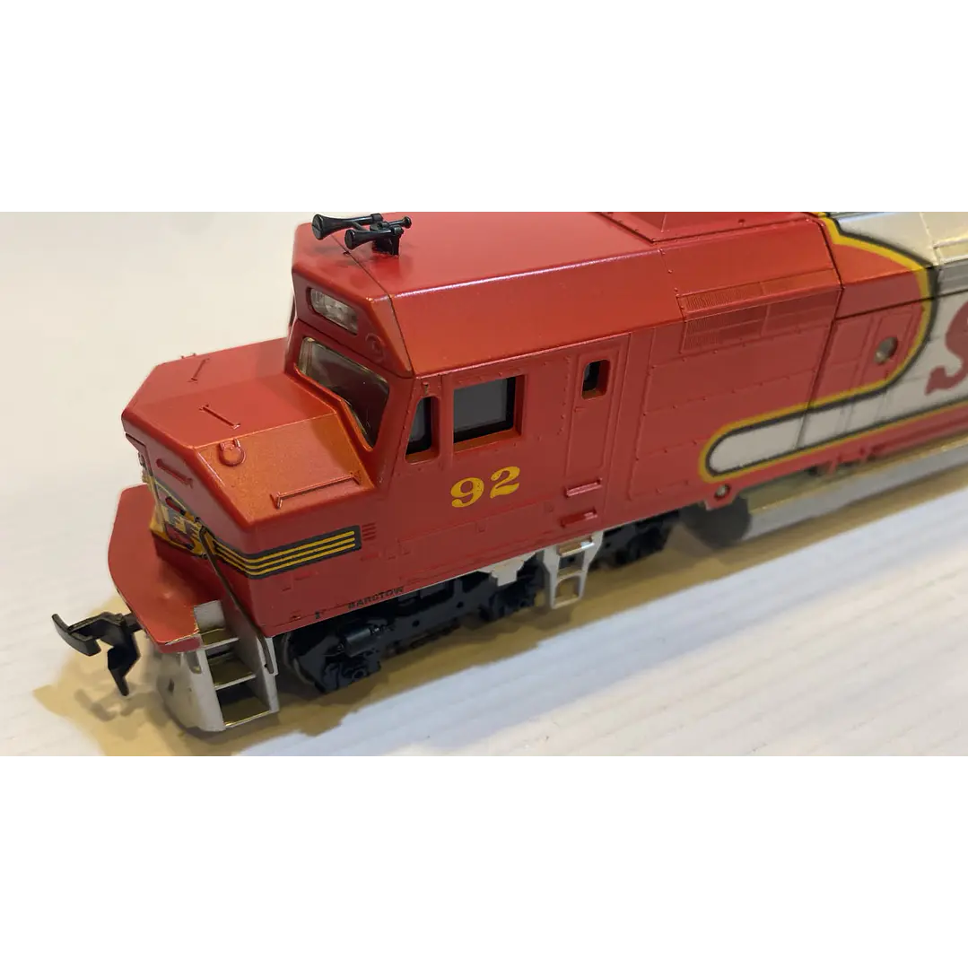 Tren Eléctrico No Nuevo Locomotora FP45 PWR Santa Fe 1/87 ho h0 3