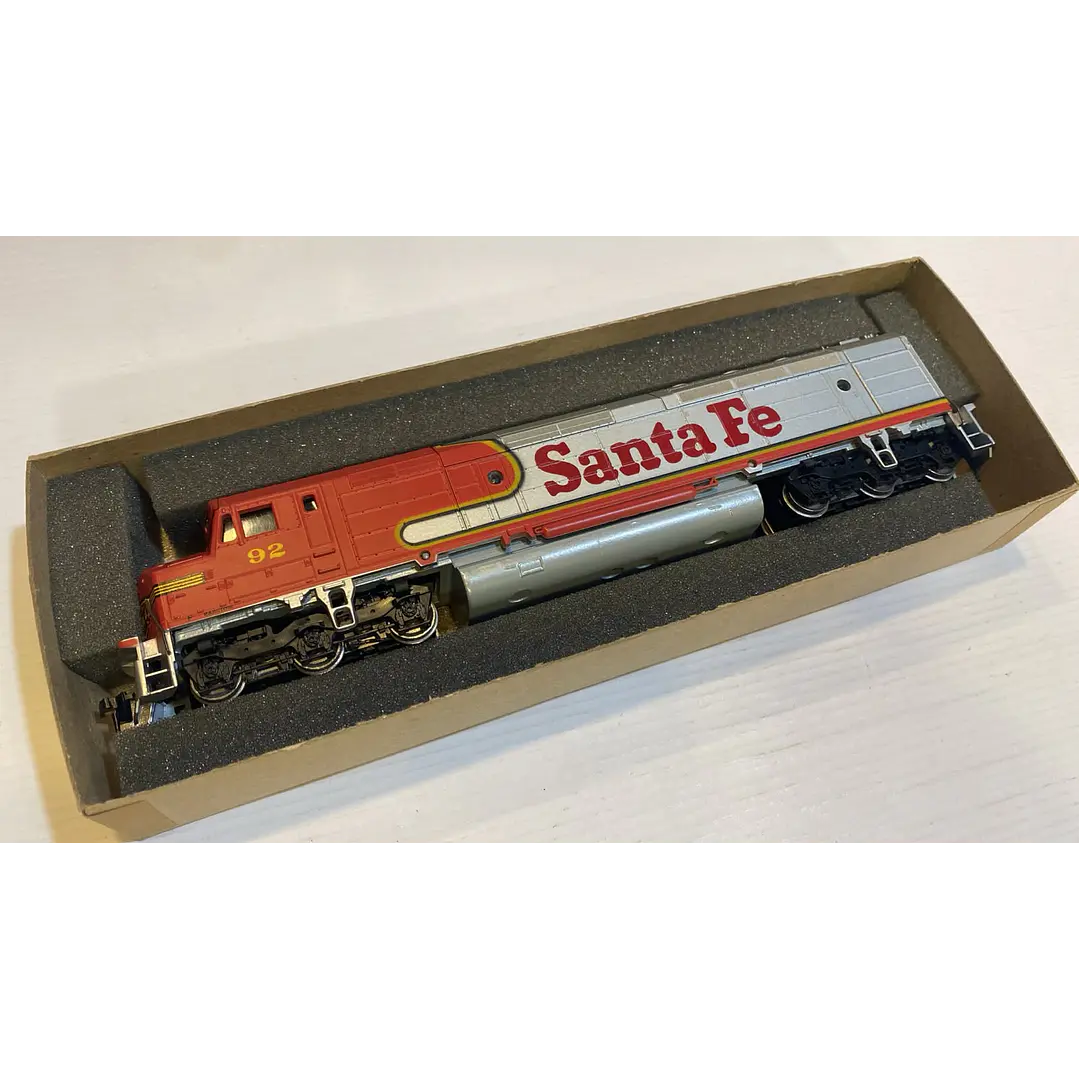 Tren Eléctrico No Nuevo Locomotora FP45 PWR Santa Fe 1/87 ho h0 4