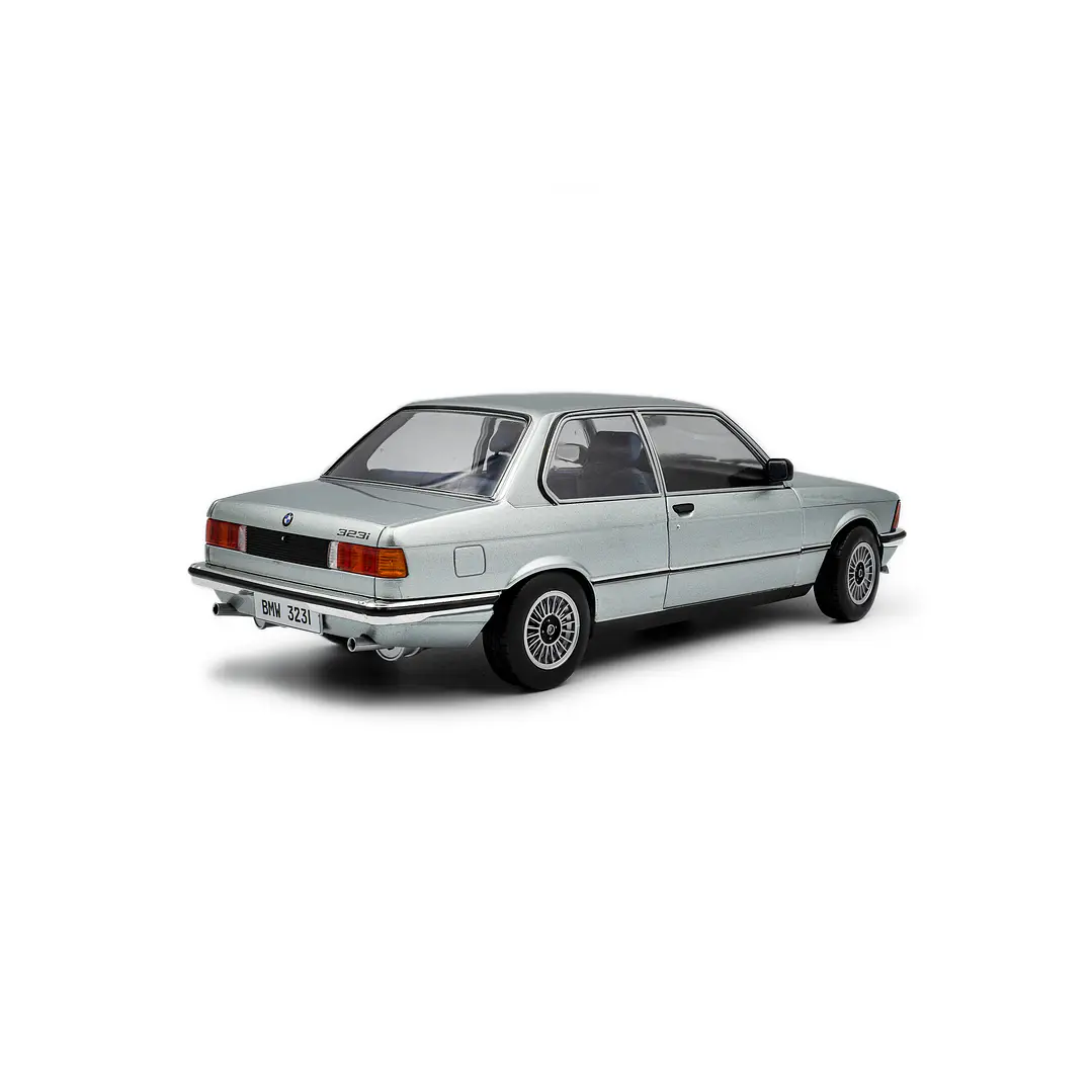Carro Colección  Bmw E21 323I En Azul Safiro1/18 5