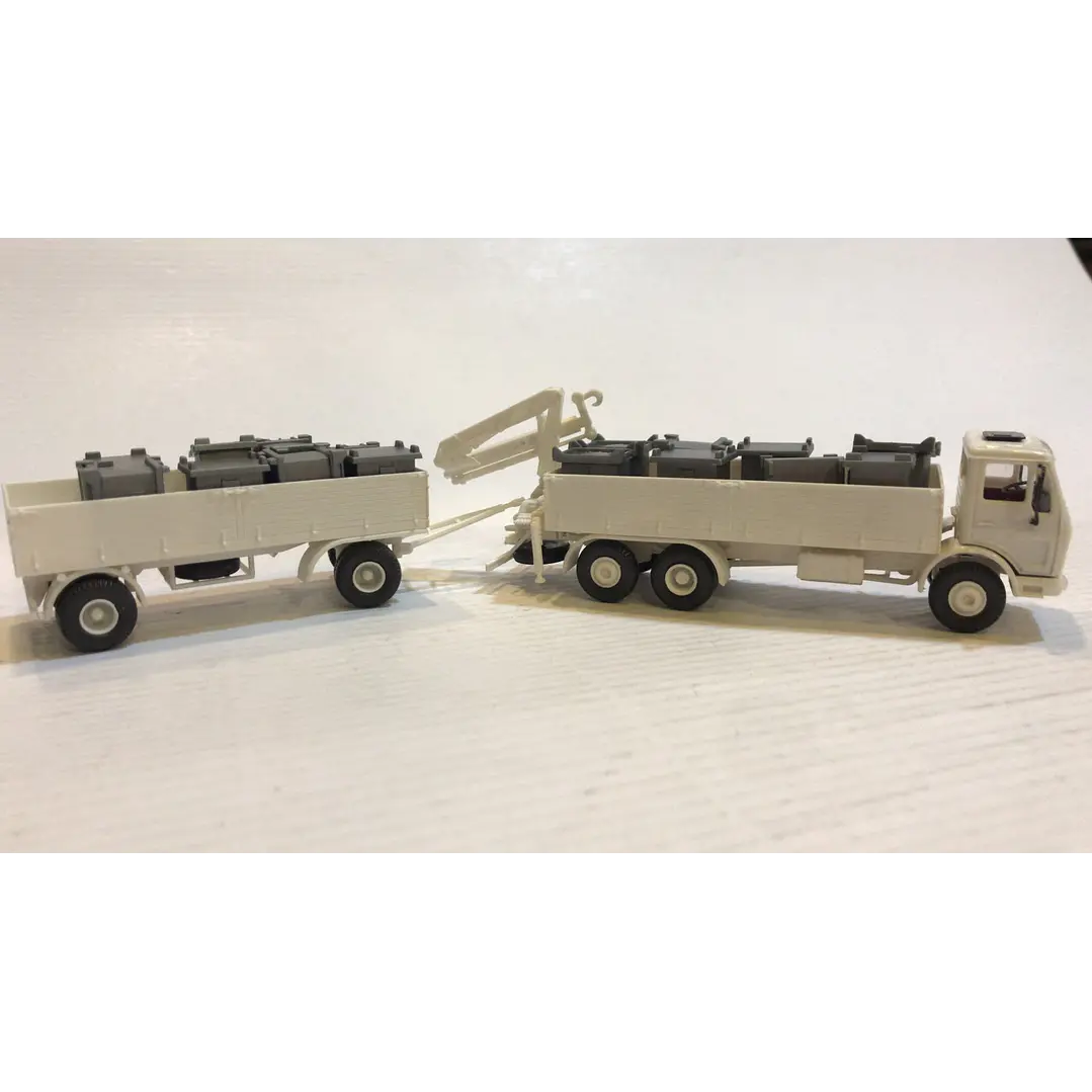 Vehículo Colección  No Nuevo Camion Mercedes Con Remolque y cajas 1/87 Ho H0 1