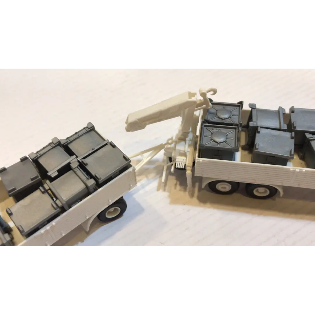 Vehículo Colección  No Nuevo Camion Mercedes Con Remolque y cajas 1/87 Ho H0 2