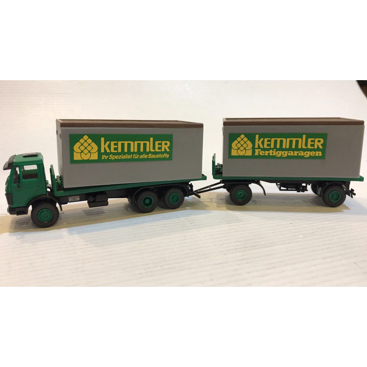 Vehículo Colección  No Nuevo Camion Mercedes Doble con contenedores 1/87 ho h0 1