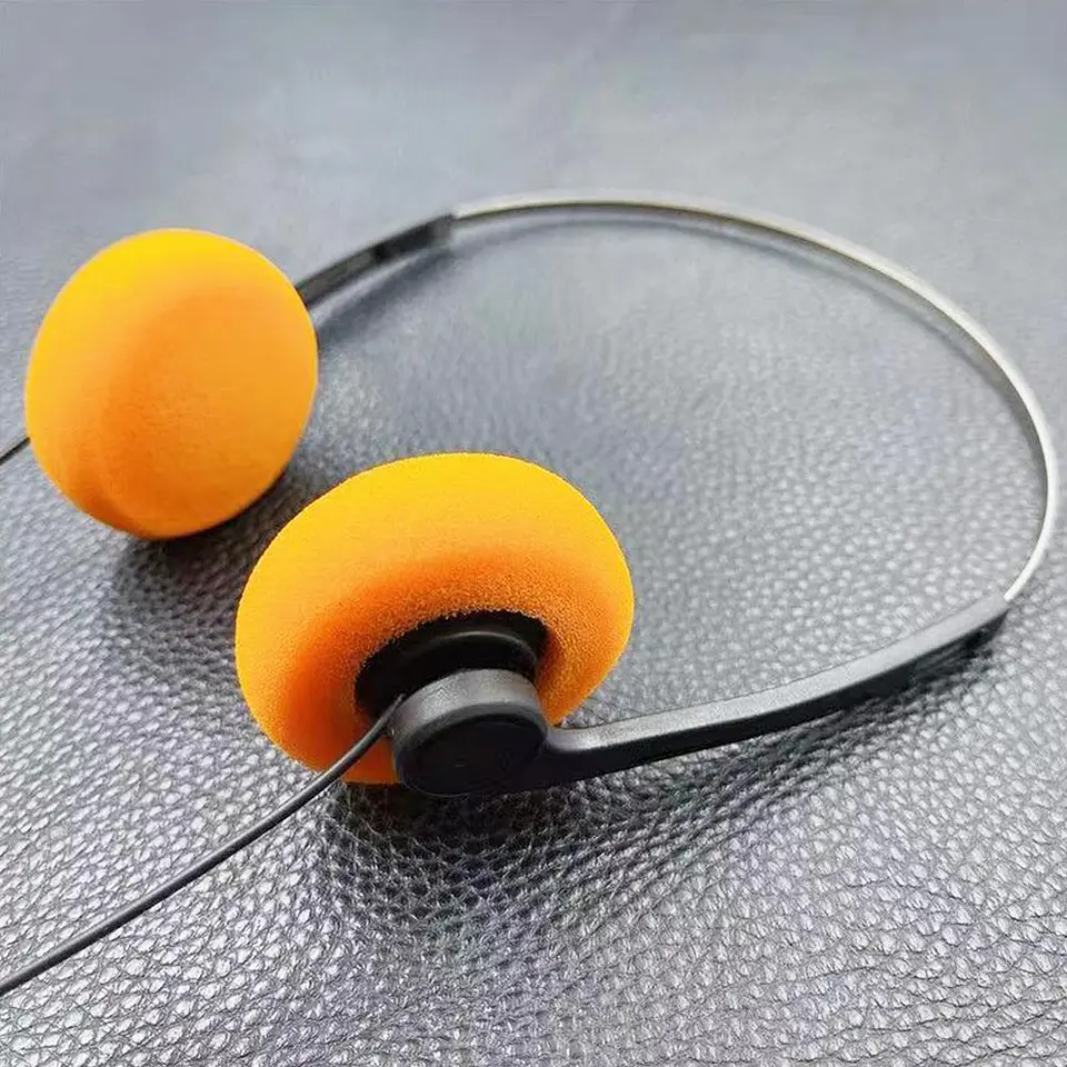 Audífonos  Retro con cable para música. 13