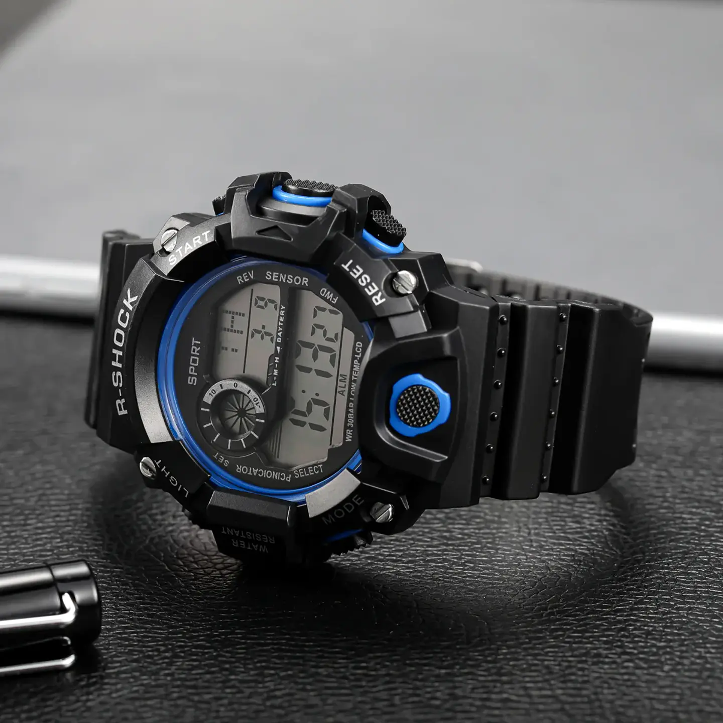 Reloj de pulsera electrónico deportivo a la moda para hombre, Esfera Grande, multifuncional, resistente al agua, alarma luminosa, reloj militar para niños y hombres 44