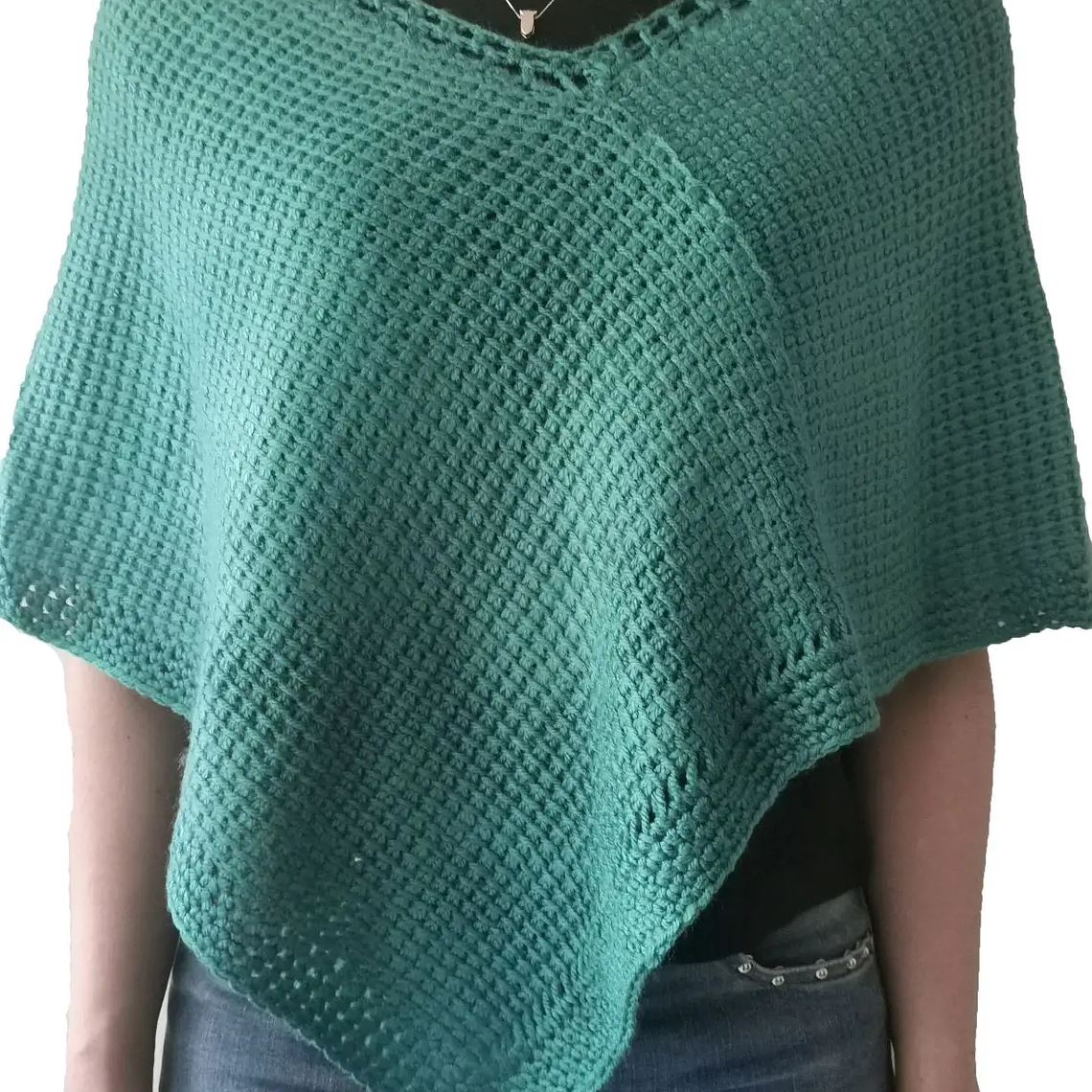 Ruana Color Verde - Tejido 100% A Mano REF B 3