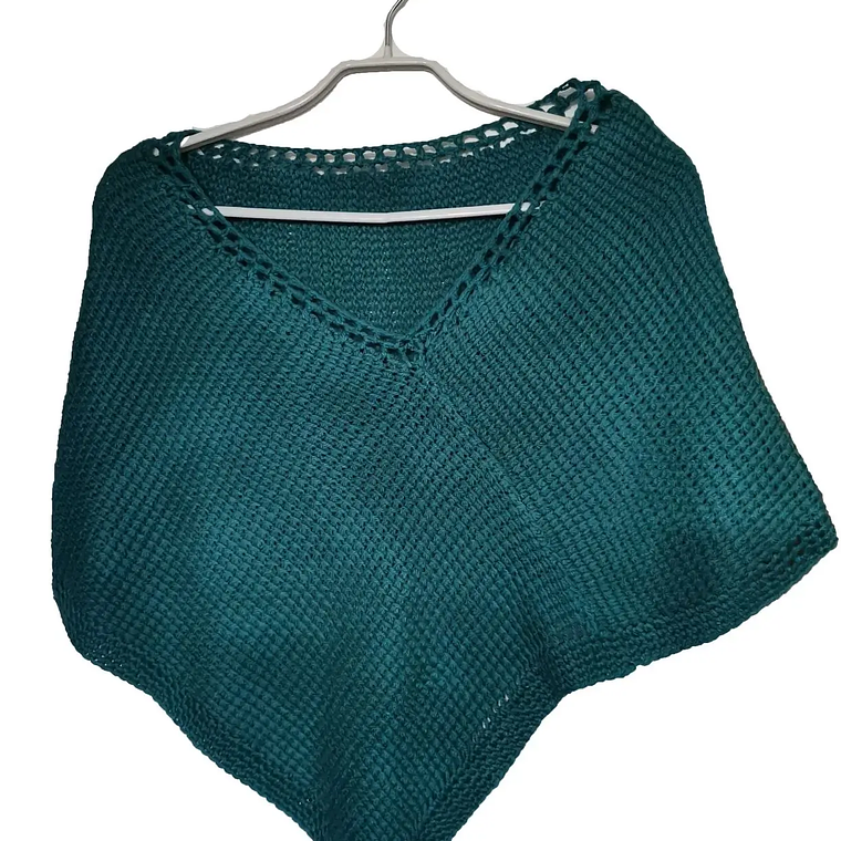 Ruana Color Verde - Tejido 100% A Mano REF B 2