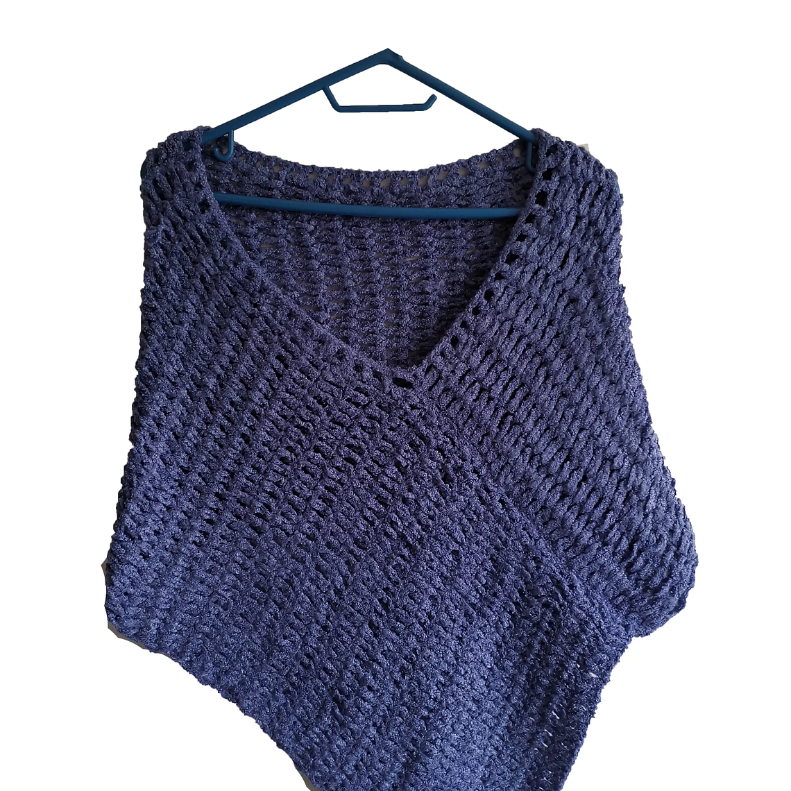 Ruana Color Violeta Oscuro - Tejido 100% A Mano REF D 1