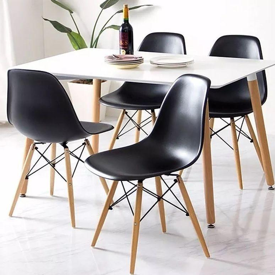 Comedor Helsinki rectangular blanco con 4 Sillas Eames 4