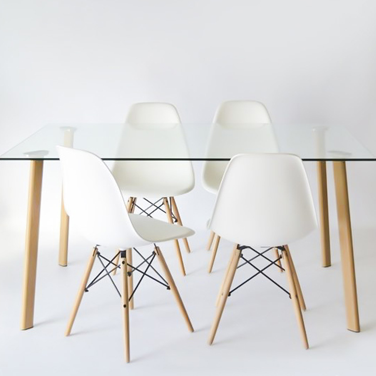 Comedor Atlanta rectangular vidrio 140x80 cm con 4 Sillas Eames 3