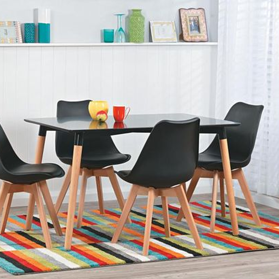 Comedor Bélgica rectangular negro 120x80 cm y 4 Sillas Tulip 1