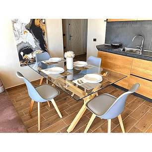 Comedor Estocolmo rectangular vidrio 140x80 cm con 4 Sillas Tulip