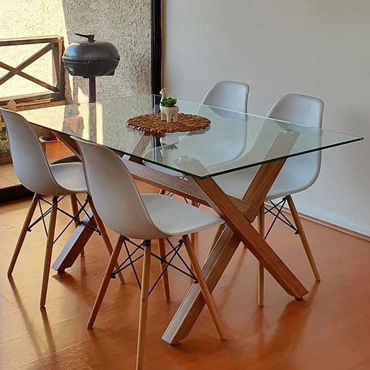 Comedor Madrid rectangular vidrio 140x90 cm con 4 Sillas Eames 1