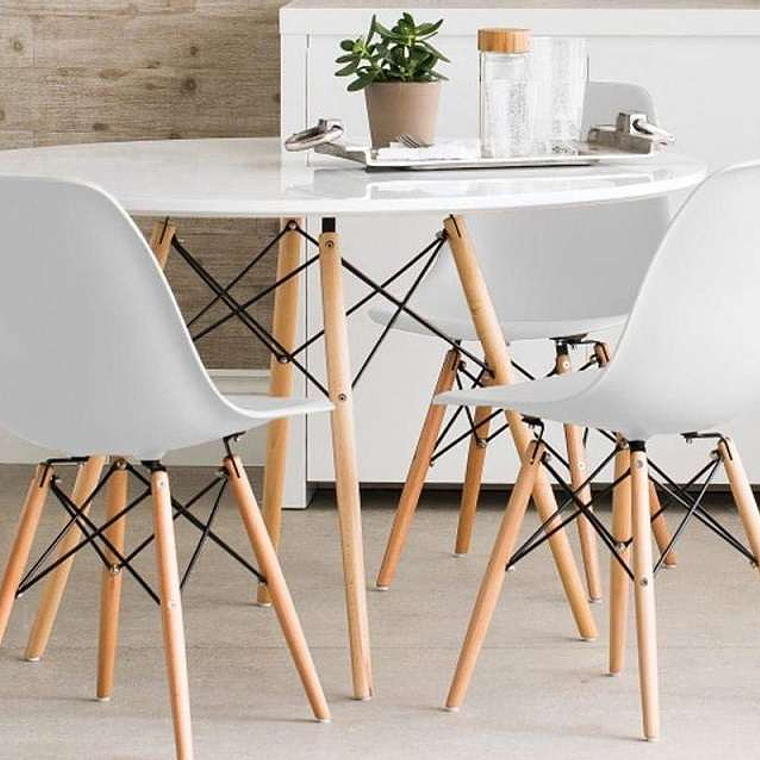 Comedor Argel redondo blanco 100 cm y 4 Sillas Eames 3