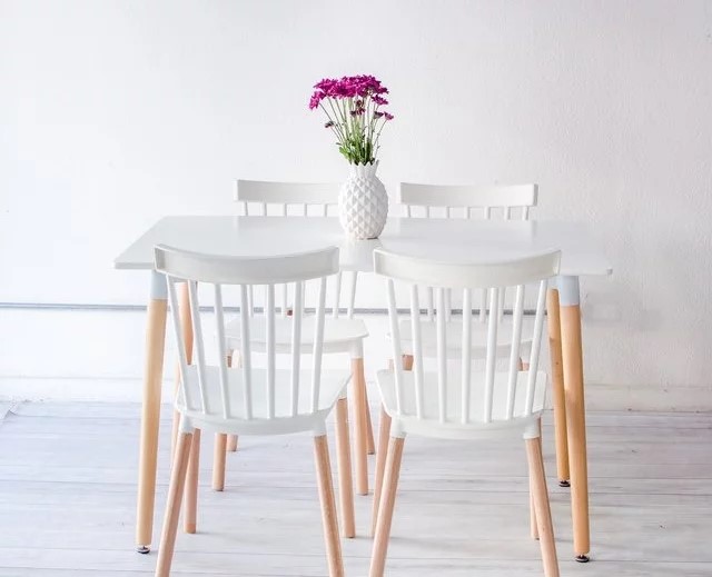 Comedor Mesa Eames rectangular blanco 120x80 cm con 4 Sillas Windsor