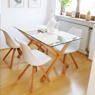 Comedor Larvik rectangular vidrio 140x80 cm con 4 Sillas tulip Artic