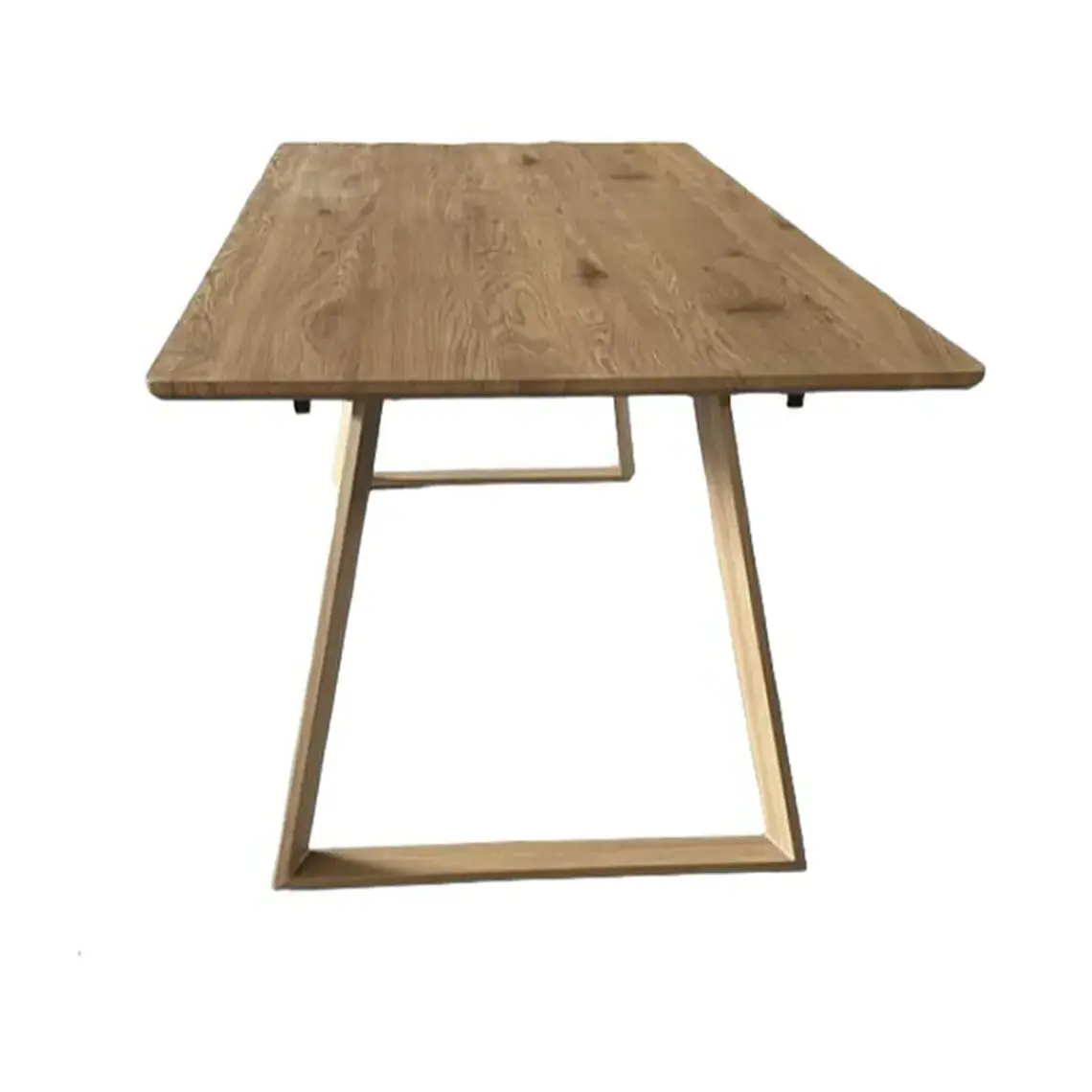 Comedor Thun Expandible rectangular con 8 Sillas Radar Velvet 7