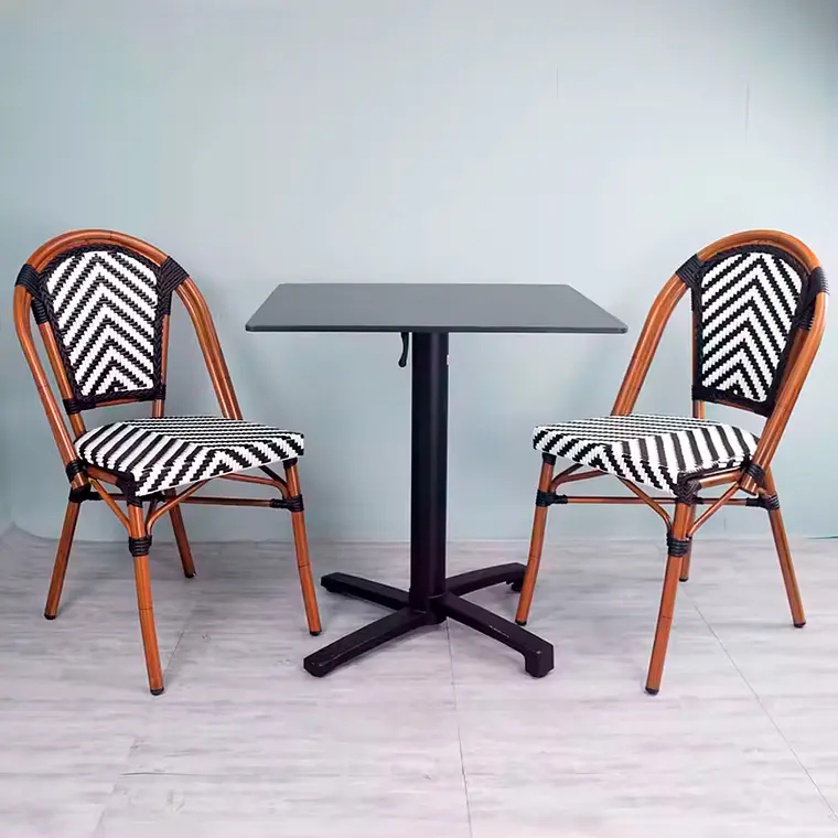 Silla Bistro Parisina Rattan - Blanca con negro 4