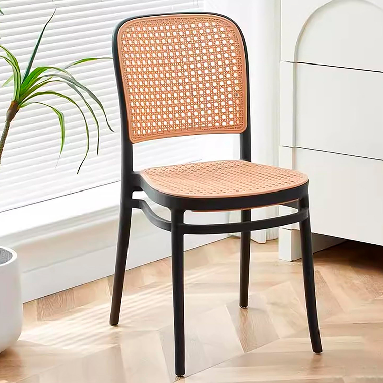 Silla Lombardía de Polipropileno - Negra 1