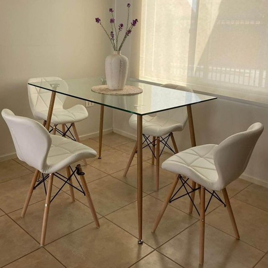 Comedor Paris rectangular vidrio 130x80cm con 4 Sillas Mariposas Rubik 1
