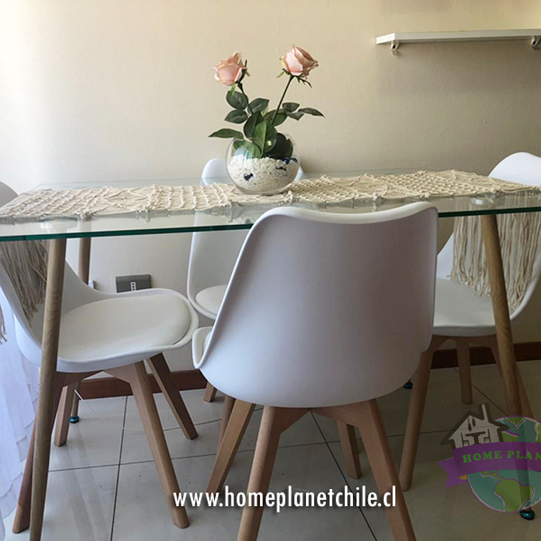 Comedor Bangkok rectangular vidrio 130x80 cm y 4 Sillas Tulip 5