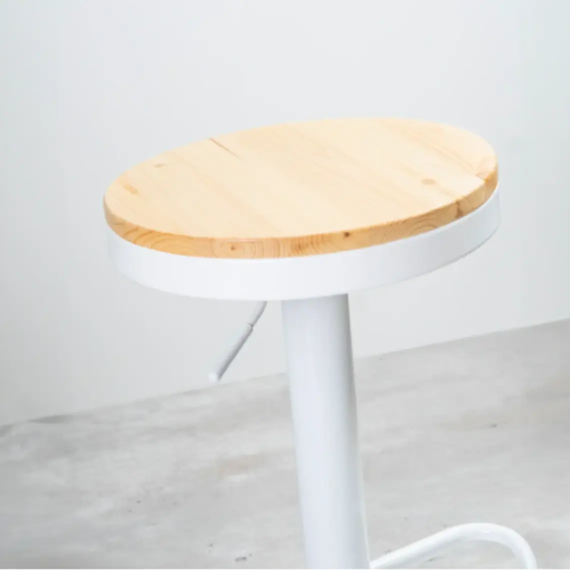 Taburete Viking Metal - Madera 8