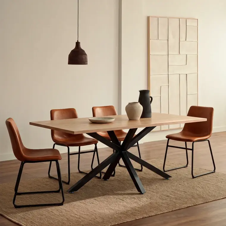 Comedor Mesa Asgard Black rectangular Madera 140x90 cm con 4 Sillas Burgos de Cuero Sintético y Metal Industrial 1