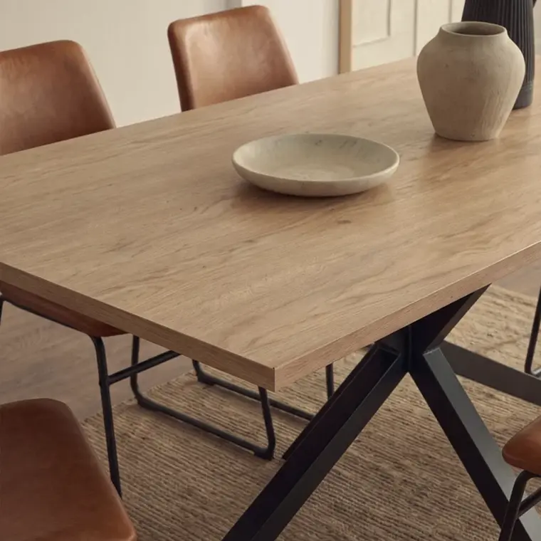 Comedor Mesa Asgard Black rectangular Madera 140x90 cm con 4 Sillas Burgos de Cuero Sintético y Metal Industrial 3