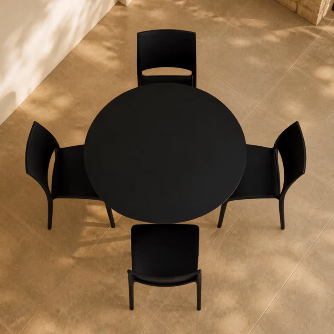 Comedor Mesa Reuniones Black redonda 100 cm con 4 Sillas de terraza Black 2