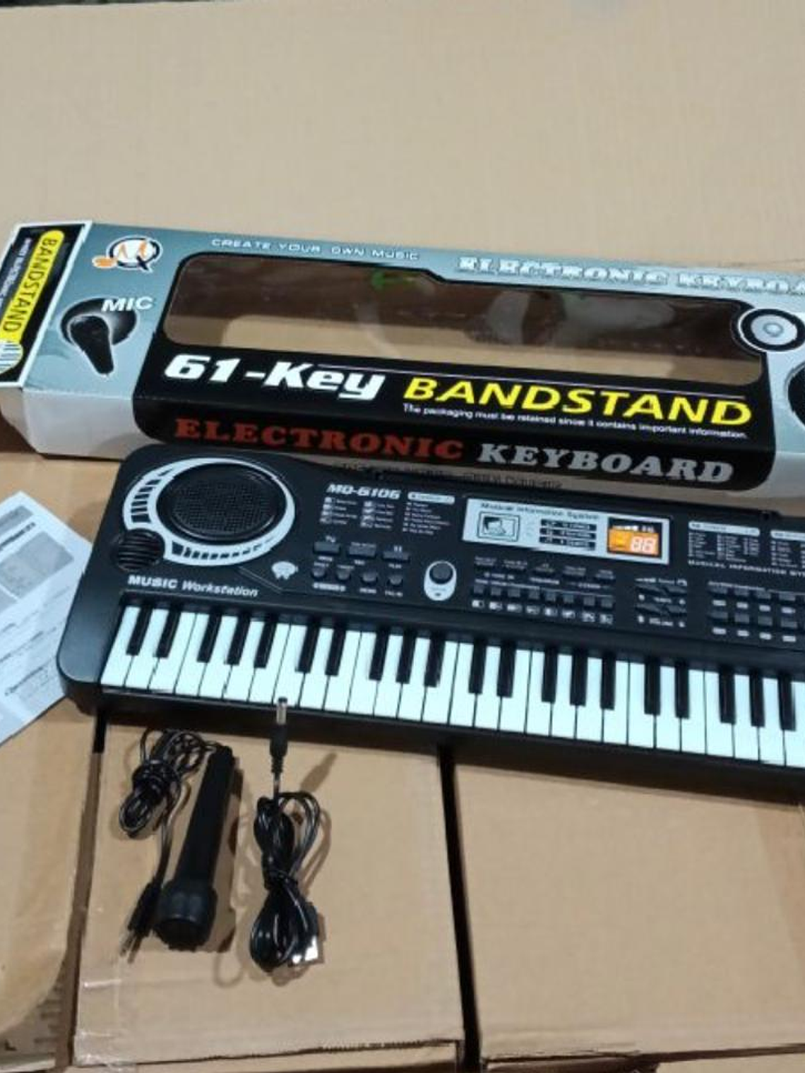 Teclado De 61 Teclas Tonic Ton-230 Juguete Para Niños Color Negro 4