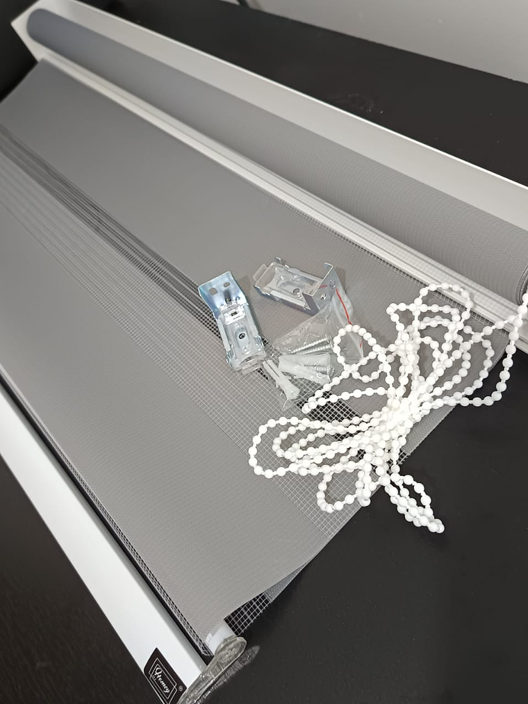 Cortina Roller dúo Gris 60x200cm, PVC. 2