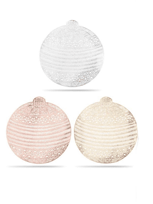 Set de 2 Individuales de Pvc, Modelo de Esfera Navideña.