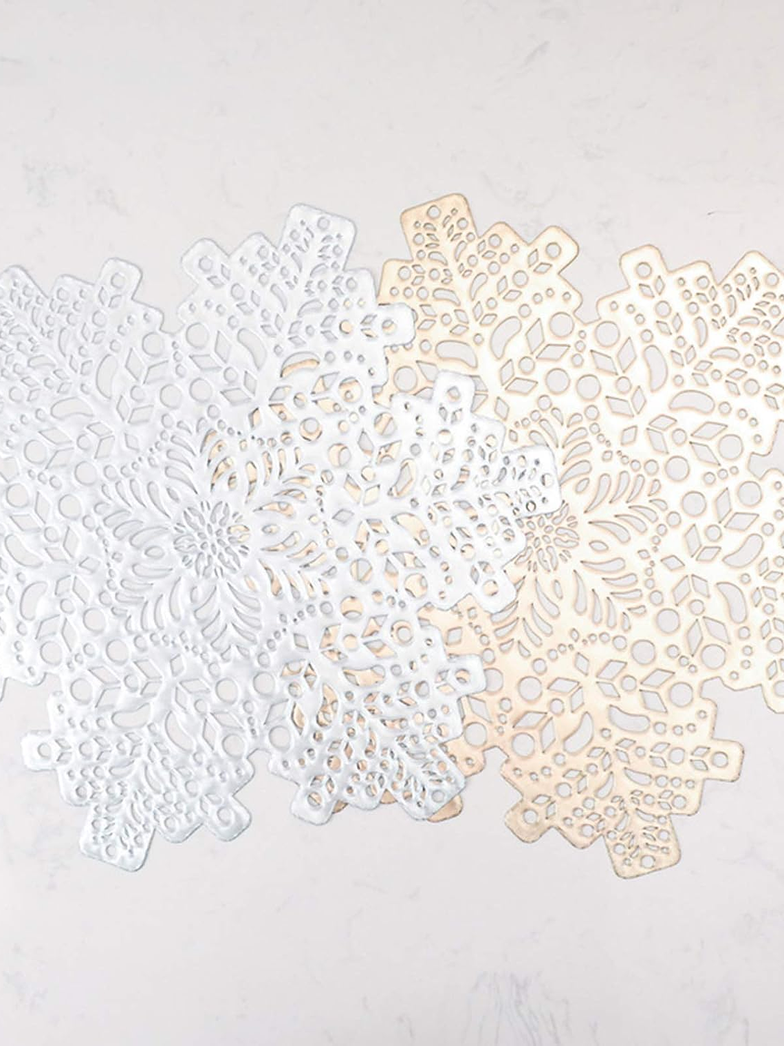 Set de 2 Individuales de Pvc, Modelo de Copo de Nieve. 7