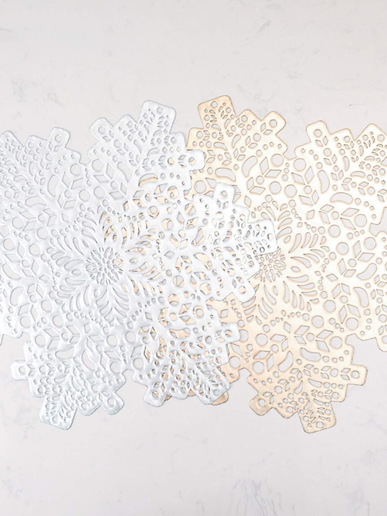 Set de 2 Individuales de Pvc, Modelo de Copo de Nieve. 7