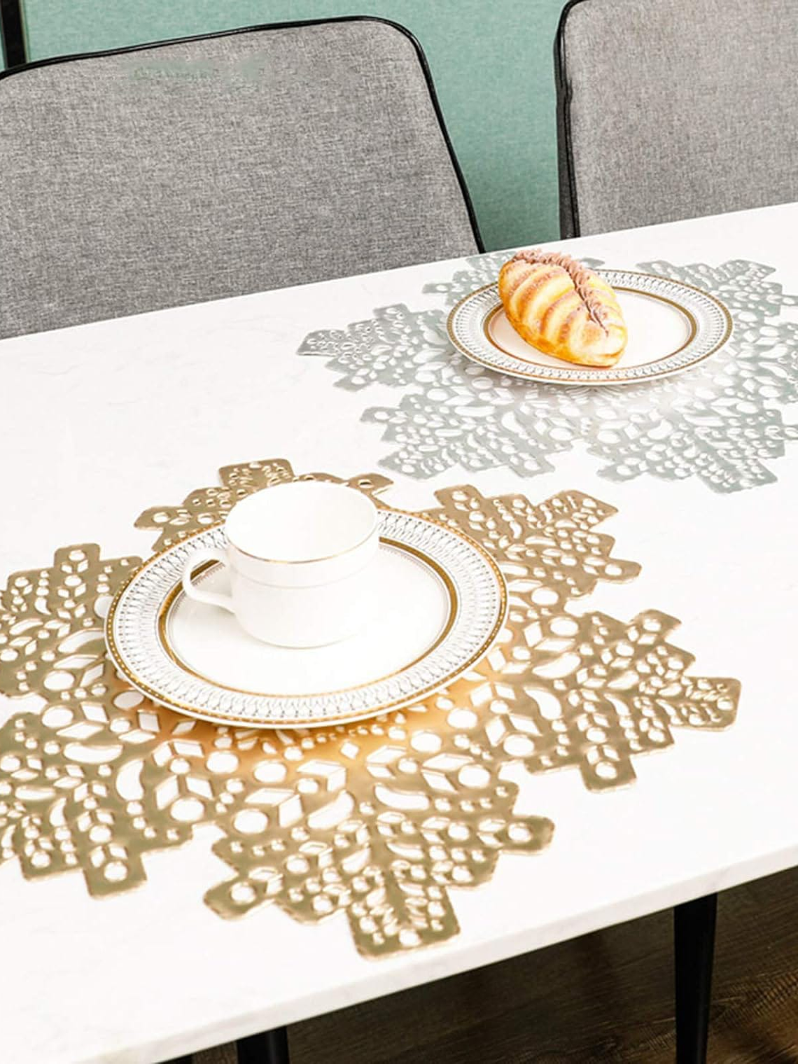 Set de 2 Individuales de Pvc, Modelo de Copo de Nieve. 8