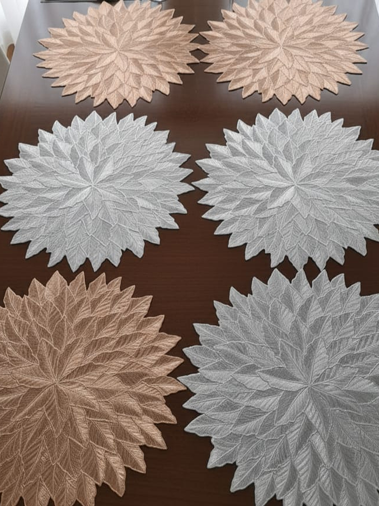 Set de 2 Individuales de Pvc, Modelo de Hojas. 3