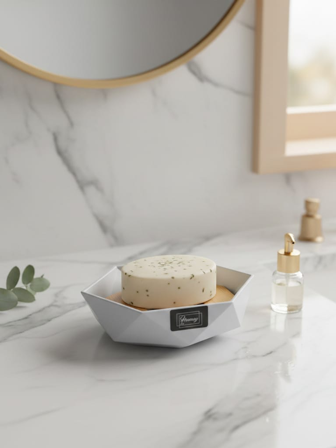 Jabonera Exagonal, plástico, con bambú. 1