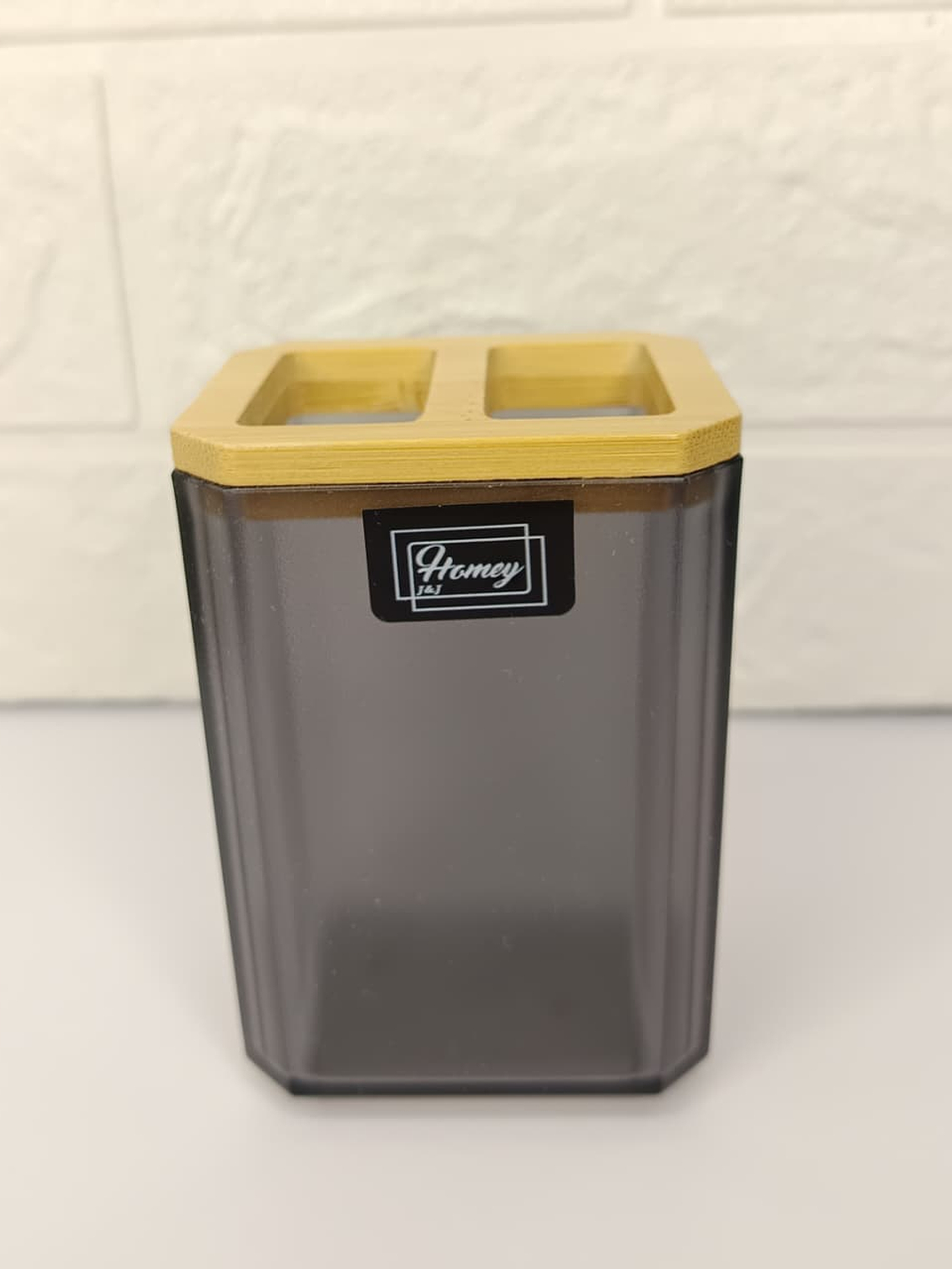 Portacepillo de Acrilico con Bambu 7x6x10cm 3