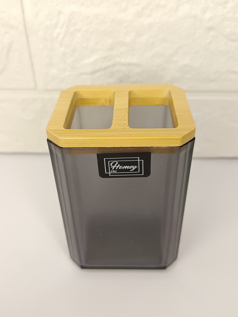 Portacepillo de Acrilico con Bambu 7x6x10cm 5