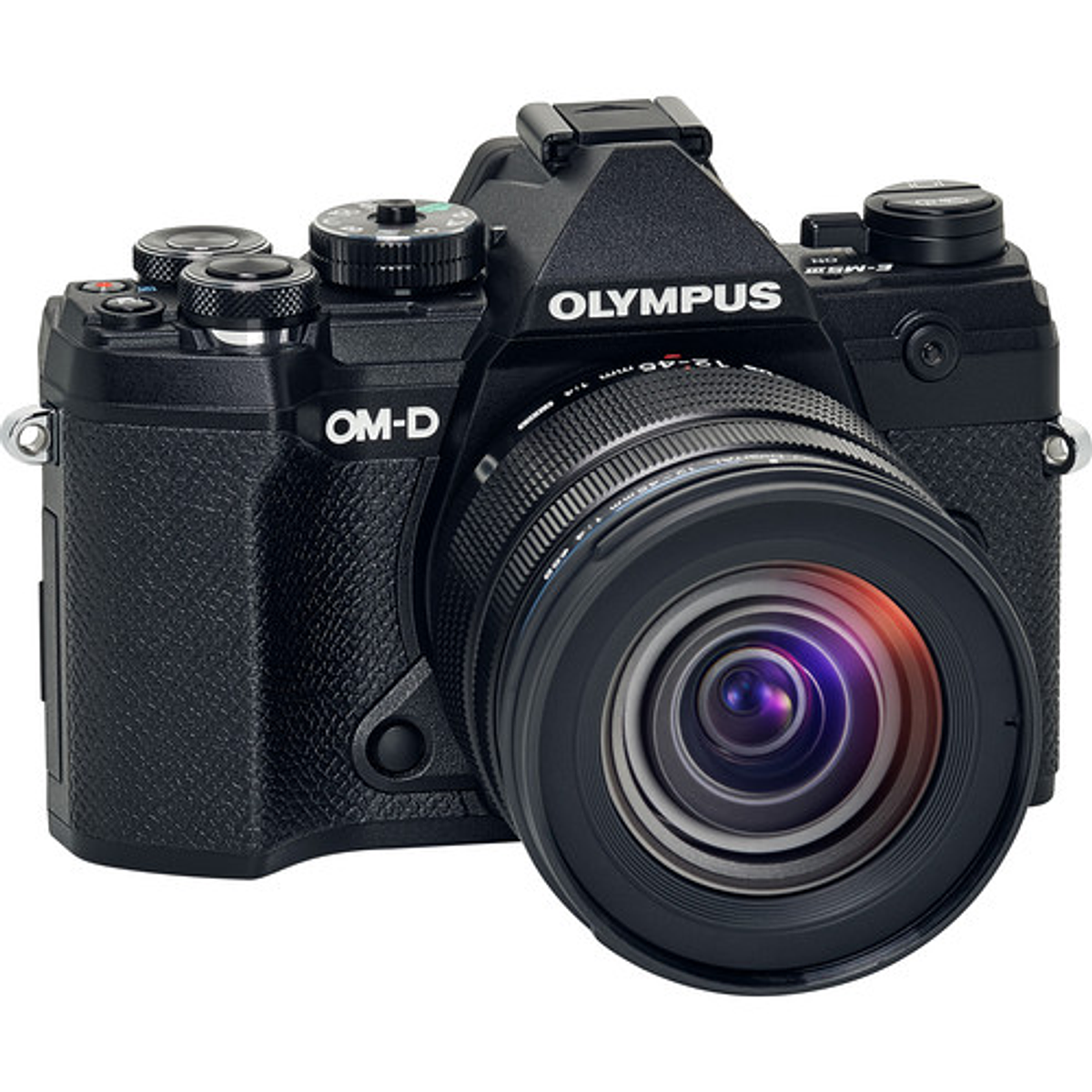 Cámara Mirrorless Olympus OM-D E-M5 Mark III con lente M.Zui