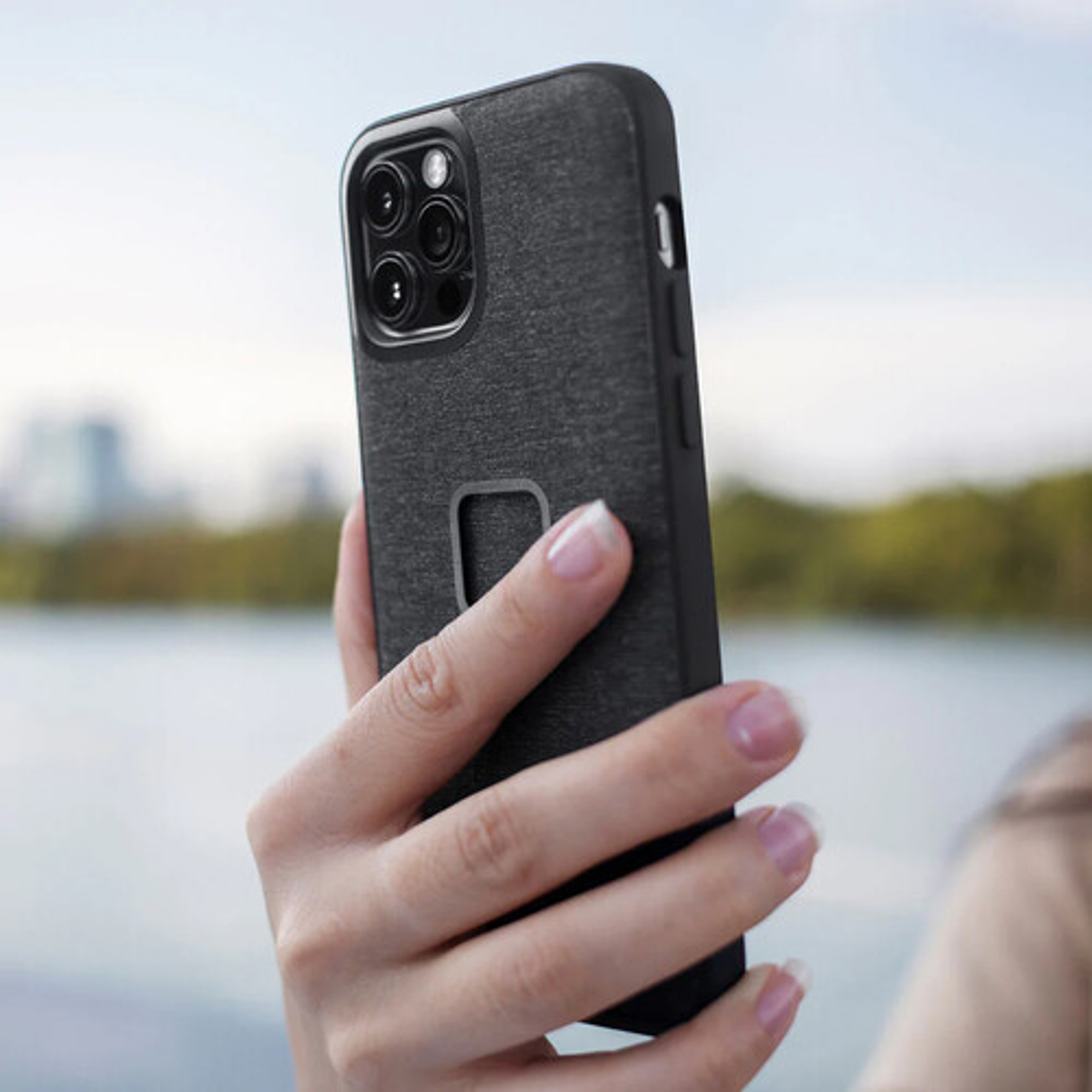 Carcasa Everyday iPhone 14 Gris Oscuro