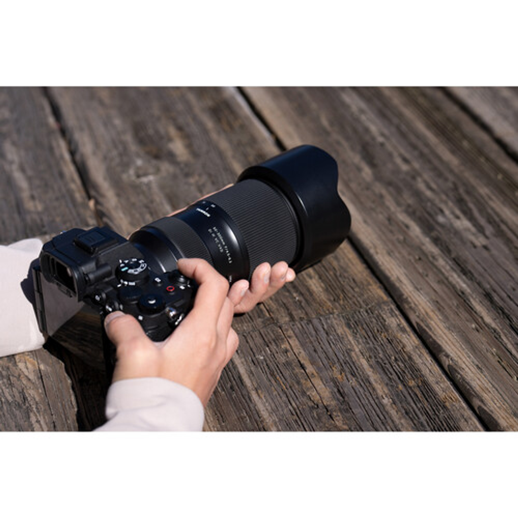 Tamron 50-300mm f/4.5-6.3 Di III VC VXD (Sony E)