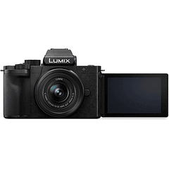 Panasonic Lumix G100D con lente 12-32mm